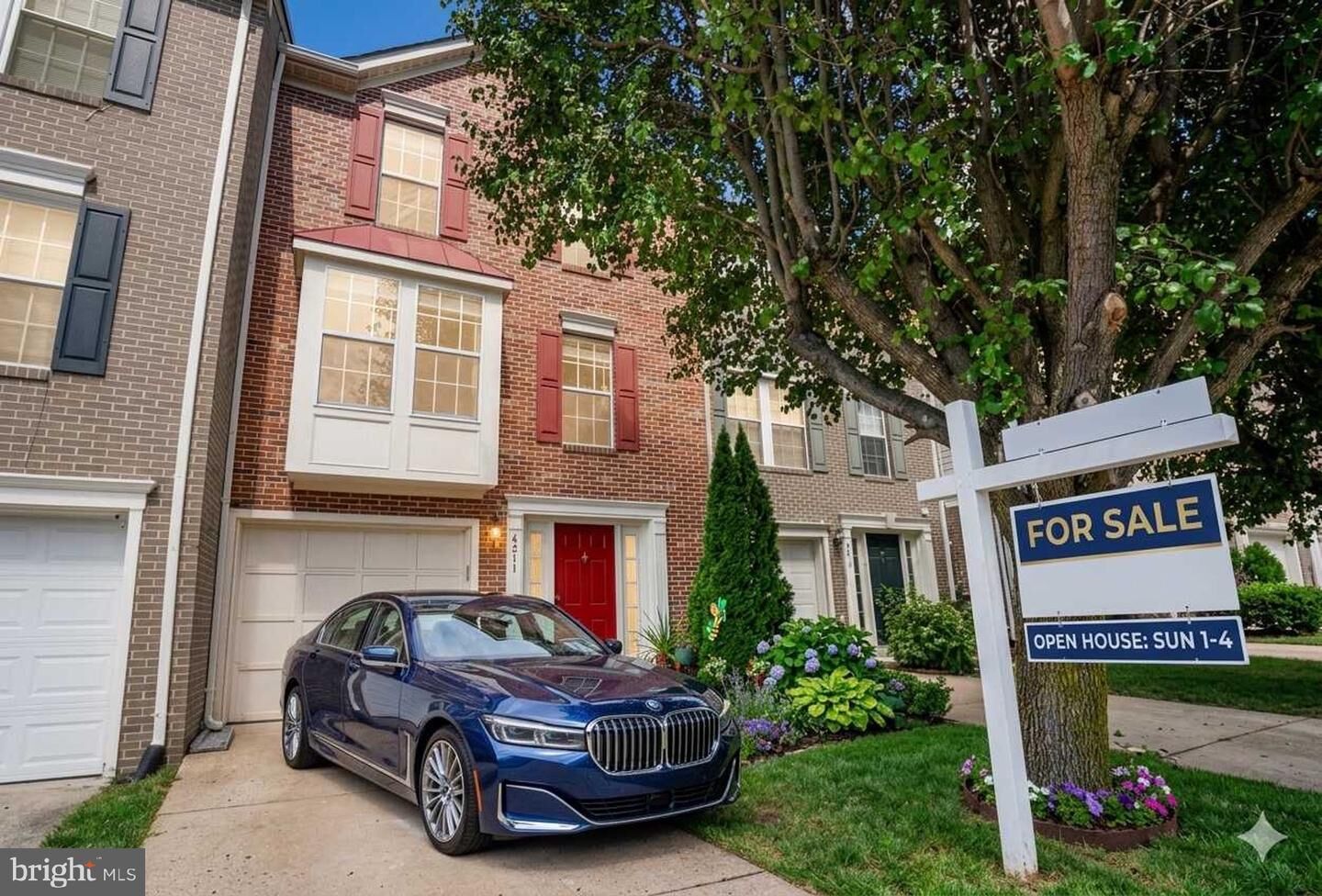 Property Photo:  4138 Hummel Way  VA 22192 