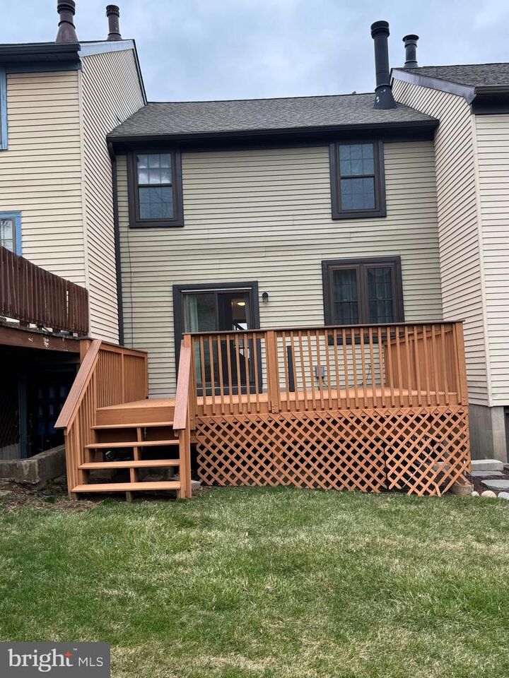 Property Photo:  204 Livingston Court  PA 19454 