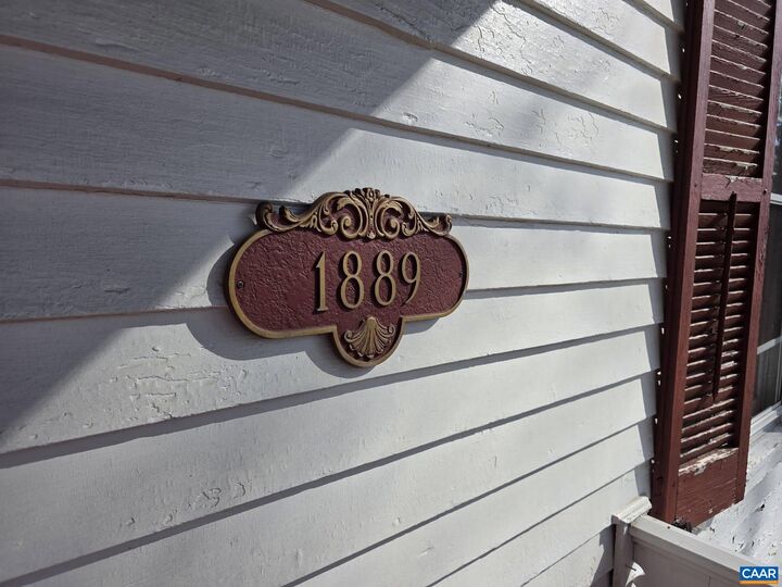 Property Photo: 9451 Black Walnut Run Rd VA 22542