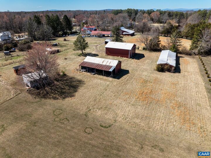 Property Photo: 9451 Black Walnut Run Rd VA 22542