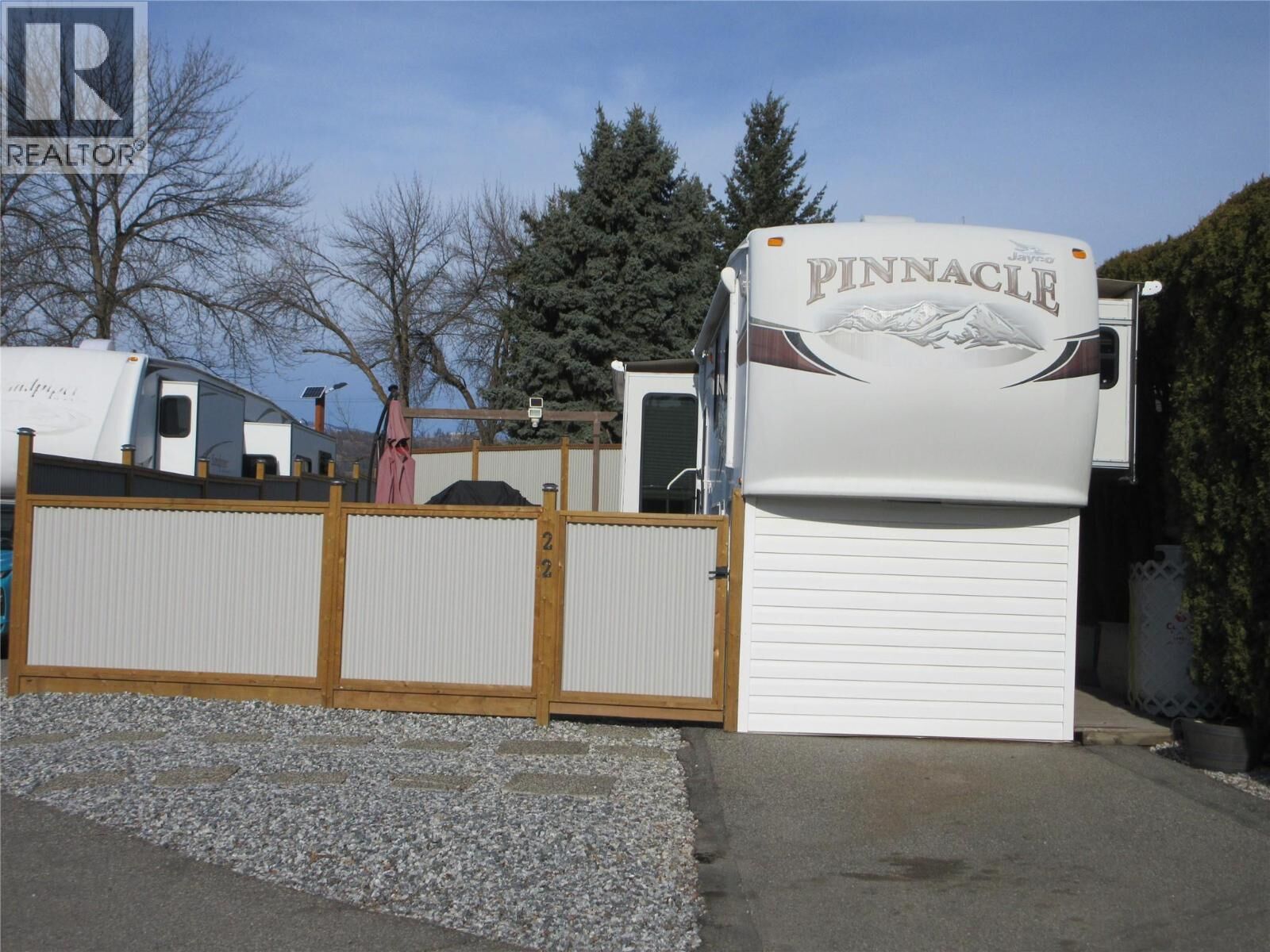 Property Photo:  415 Commonwealth Road 22  BC V4V 1P4 