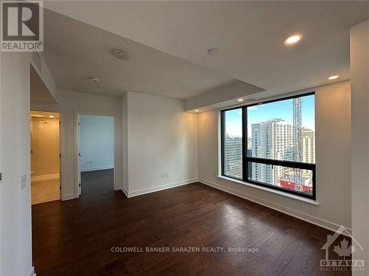 Photo de la propriété:  340 Queen Street 2411  ON K1R 0G1 