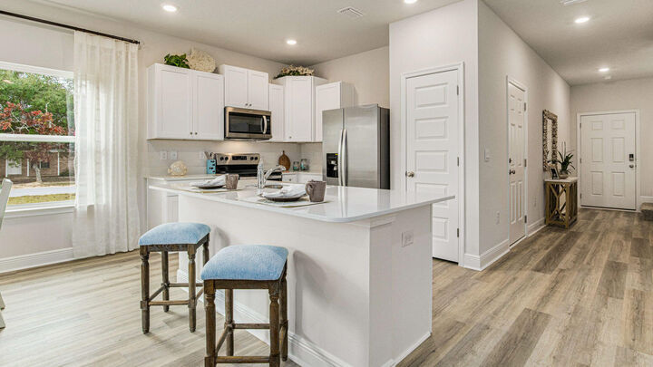 Property Photo:  2426 Cliff Hollow Circle  FL 32563 