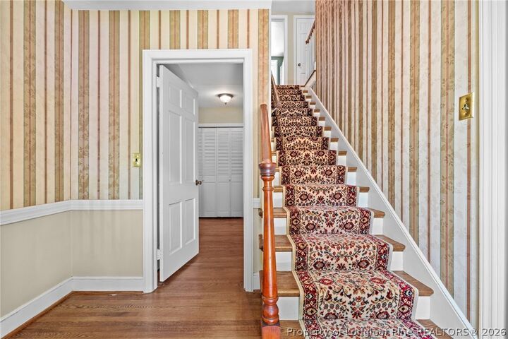 Property Photo:  511 Maplewood Drive  NC 27330 