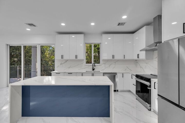 Property Photo:  46 Transylvania Avenue  FL 33037 