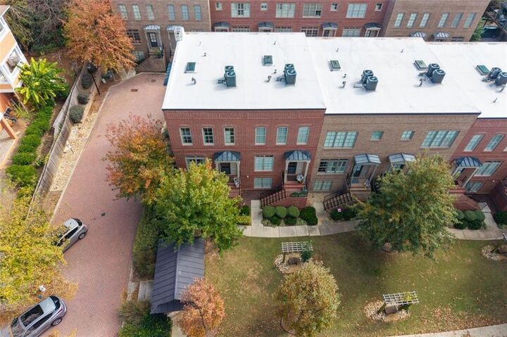 Property Photo: 821 Virginia Park Circle NE GA 30306