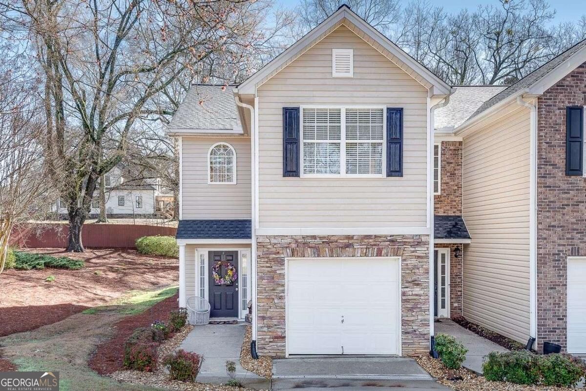 Property Photo:  101 Creekwood Drive  GA 30188 