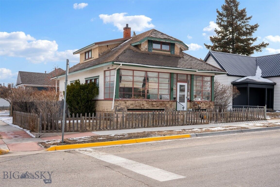 Property Photo:  401 Cherry Street  MT 59711 