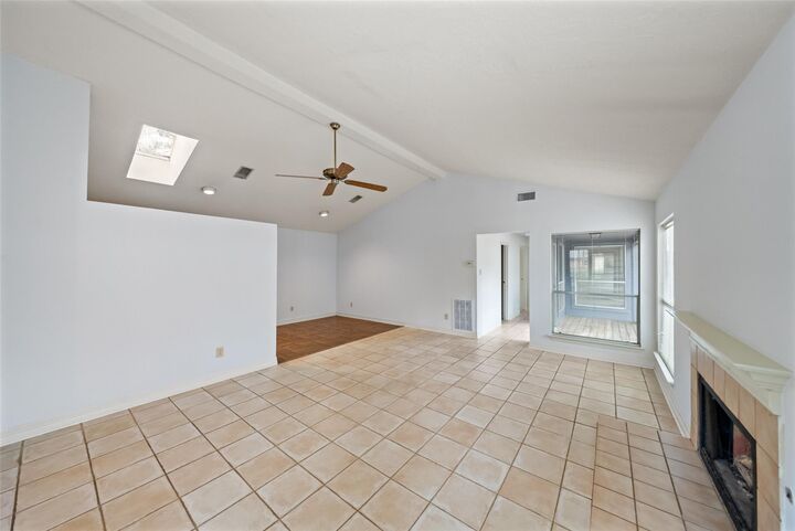 Property Photo:  19 Tulip Hill Court  TX 77380 