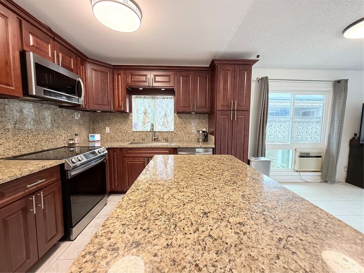 Property Photo:  91-1734 Ala Loa Street  HI 96706 