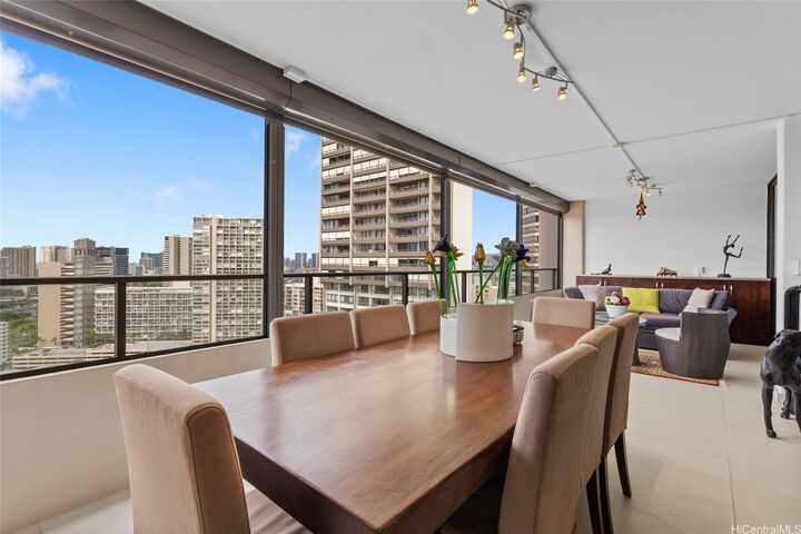 Property Photo: 583 Kamoku Street Dh/2807 HI 96826