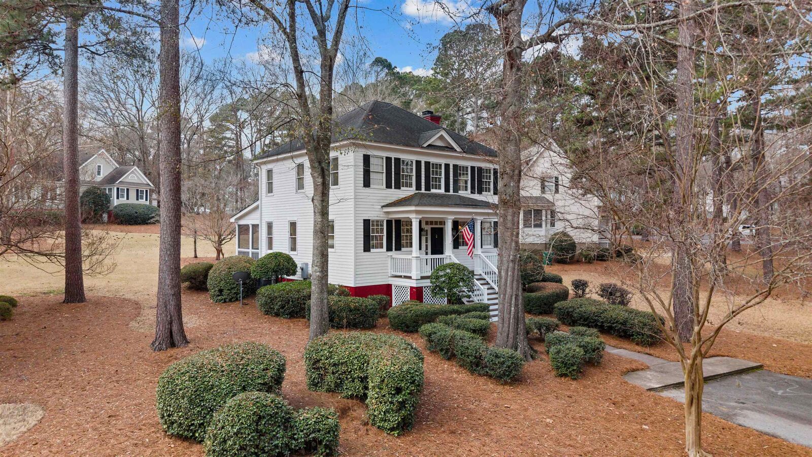 Property Photo:  104 Mayfair Court  GA 31024-0000 