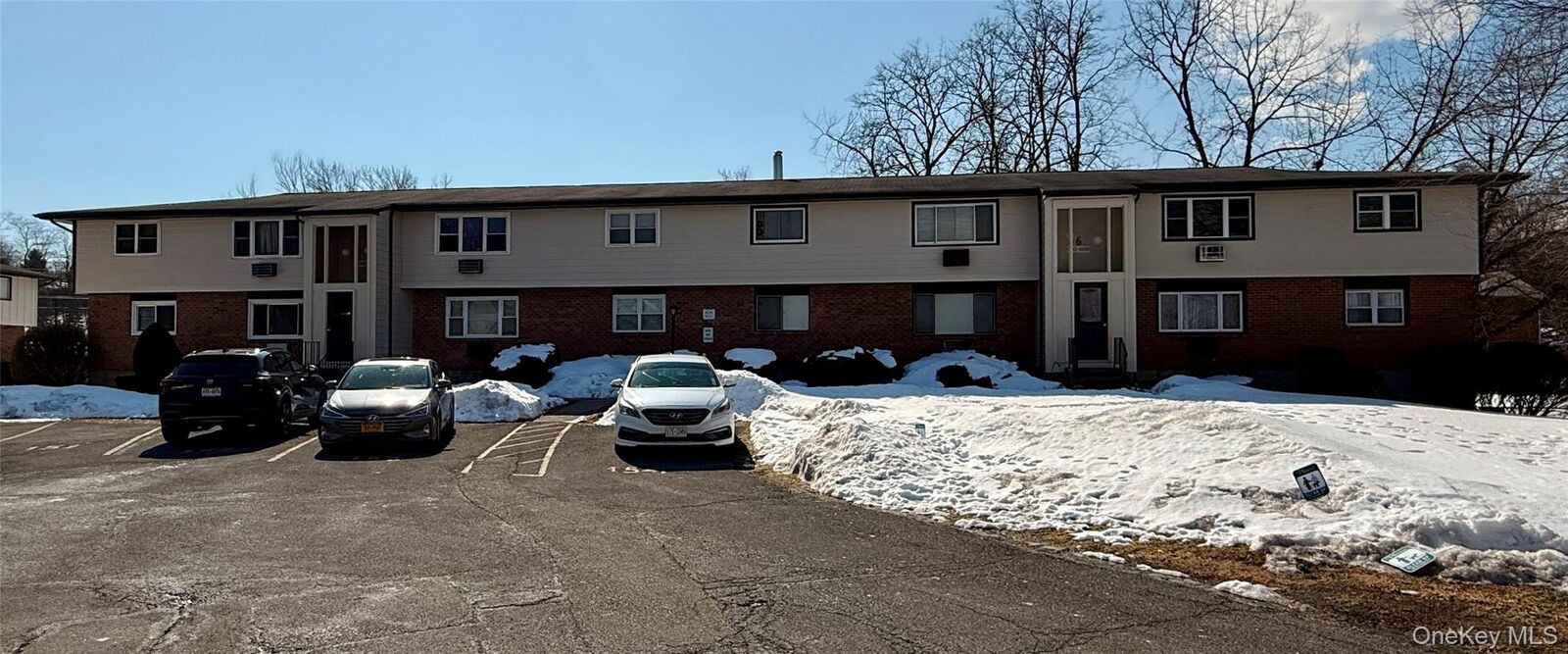 Property Photo:  606 Parr Meadow Drive 6F  NY 12550 