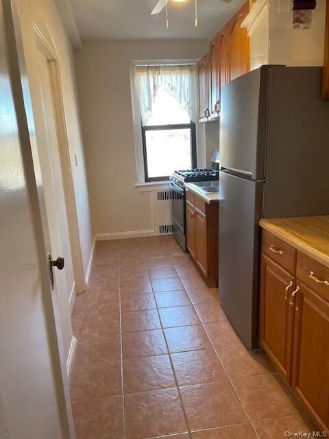 Property Photo:  300 Main Street 6B  NY 10601 
