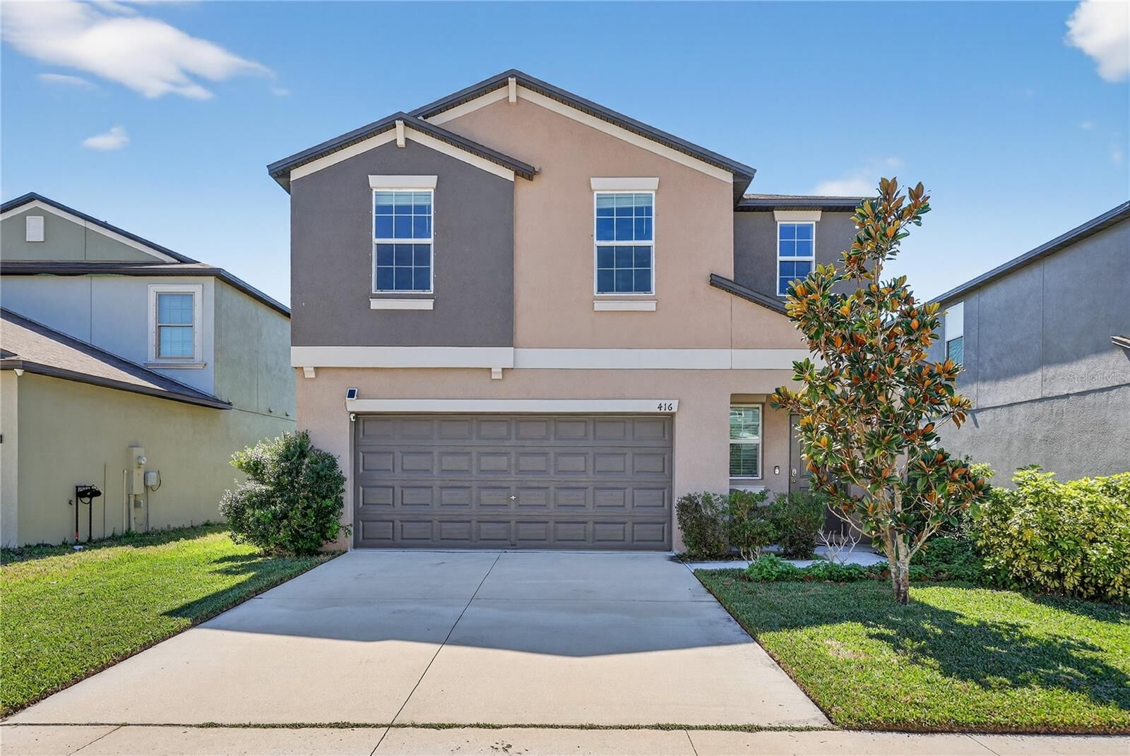 Property Photo: 416 Royal Empress Drive FL 33570