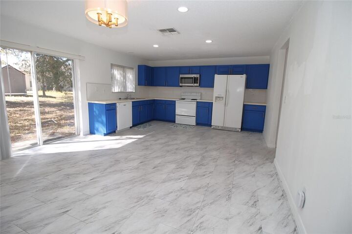 Property Photo: 1455 Blue Horizon Drive FL 34714