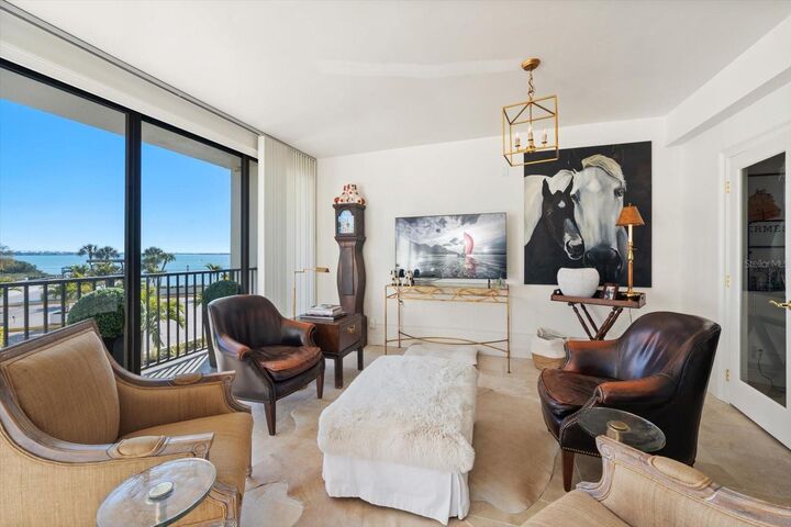 Property Photo:  8 Belleview Boulevard 203  FL 33756 