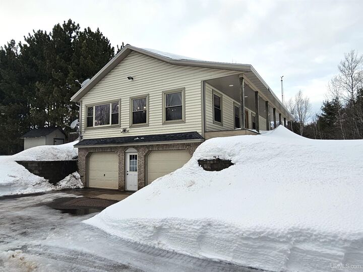 Property Photo: 50585 Holman School Road MI 49905