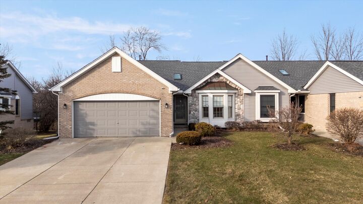 Property Photo:  41950 Coventry Way  MI 48187 