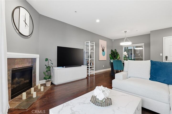 Property Photo:  6038 Carlton Way 101  CA 90028 