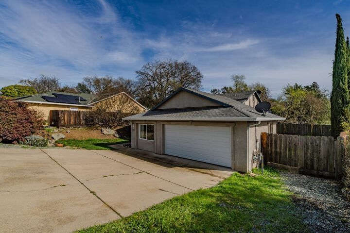 Property Photo:  1294 Forest Hill Drive  CA 95249 