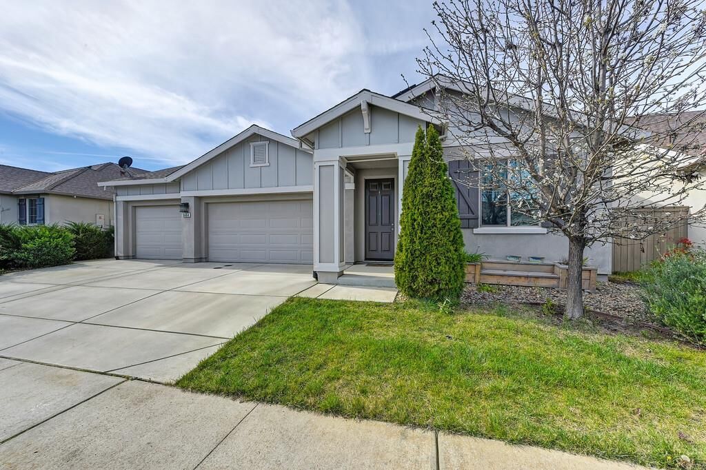 Property Photo:  5664 Harcrest Drive  CA 95901 
