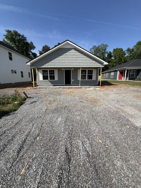 Property Photo:  2627 Scott Dr  TN 37042 