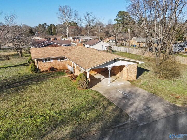 Property Photo:  410 Gale Lane  AL 35611 