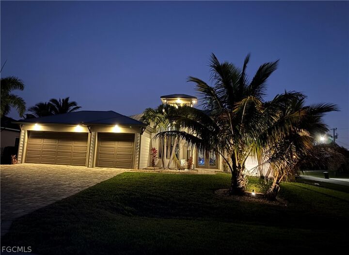 Property Photo:  2801 SW 33rd Terrace  FL 33914 