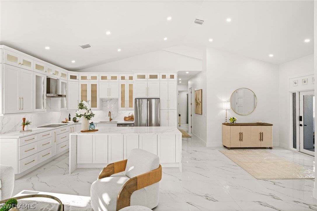 Property Photo: 1046 Silverstrand Drive FL 34110