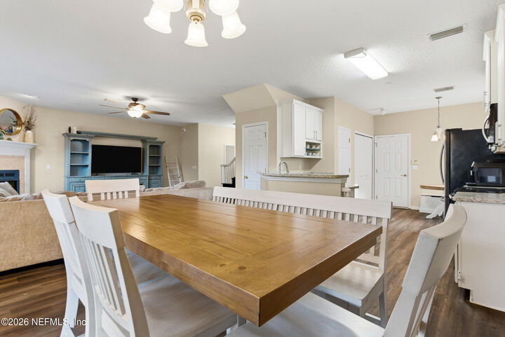 Property Photo: 3681 Silver Bluff Boulevard FL 32065