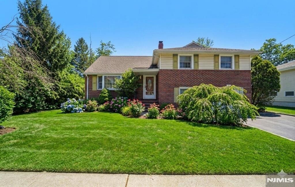 Property Photo:  204 Pierron Street  NJ 07647 