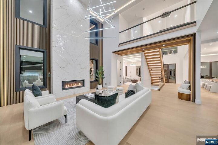 Property Photo:  801 Godwin Road  NJ 07652 