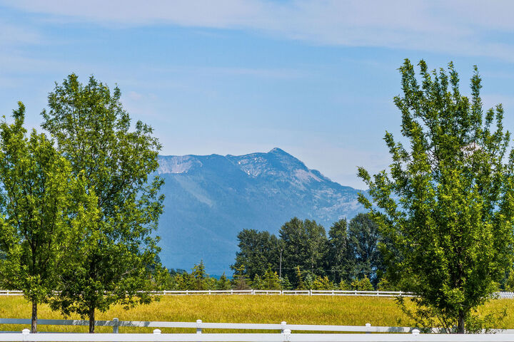 Property Photo: 1380 Lower Valley Road MT 59901