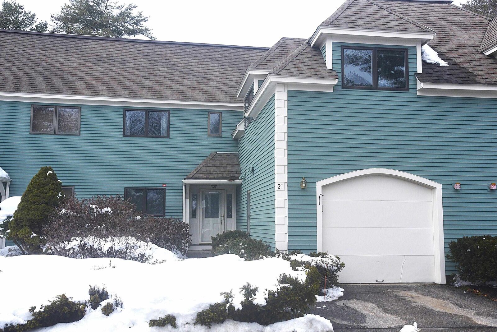 Property Photo:  21 Clearwater Drive  NH 03820 