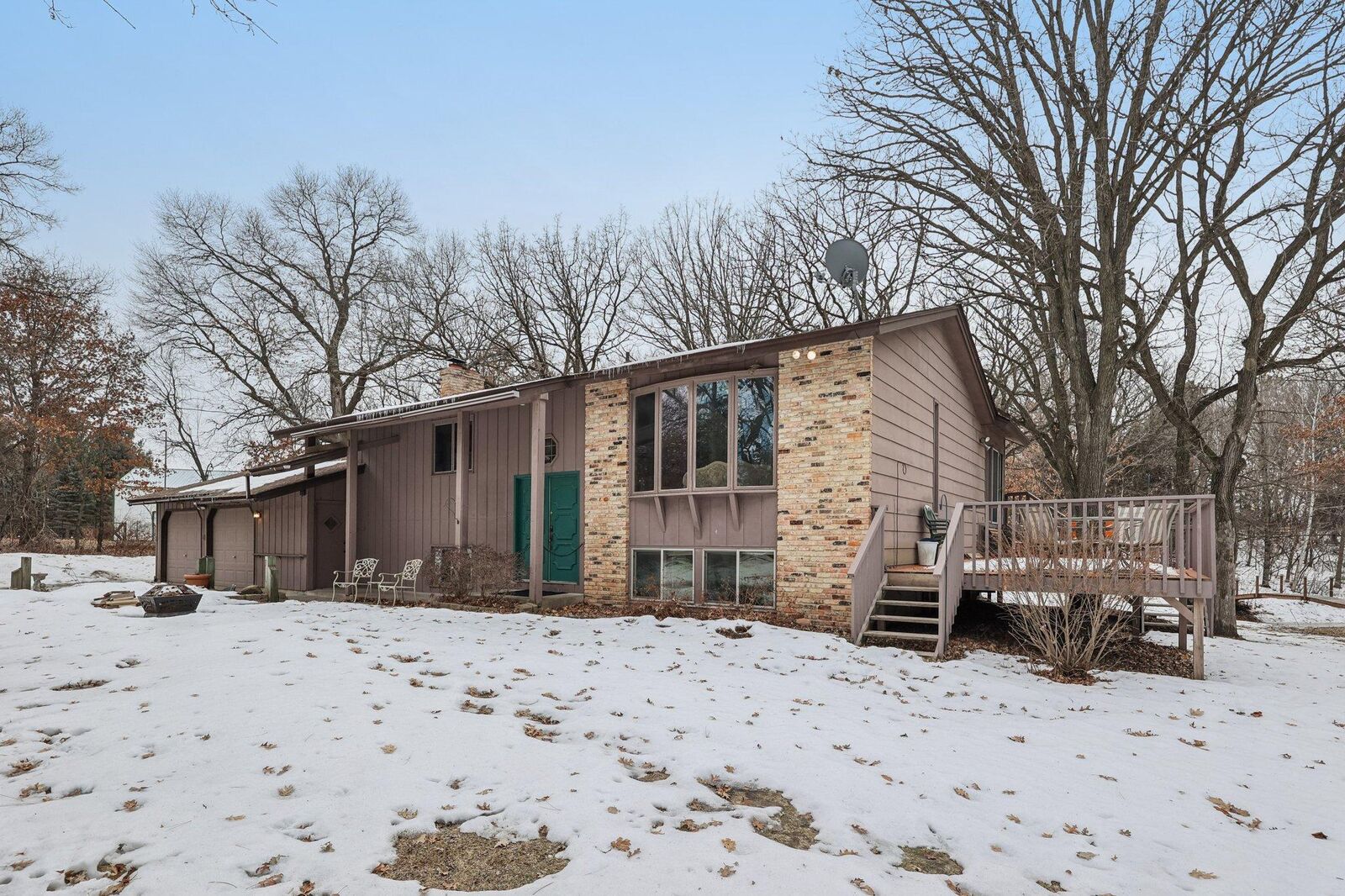 Property Photo:  26324 Chisholm Street NE  MN 55040 