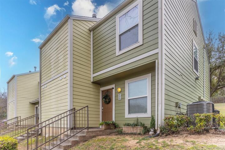 Property Photo:  1500 Lake Shore Drive 404  TX 76708 