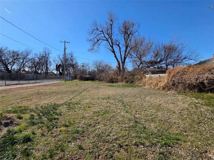 Property Photo: 1513 N Fonshill Avenue OK 73117