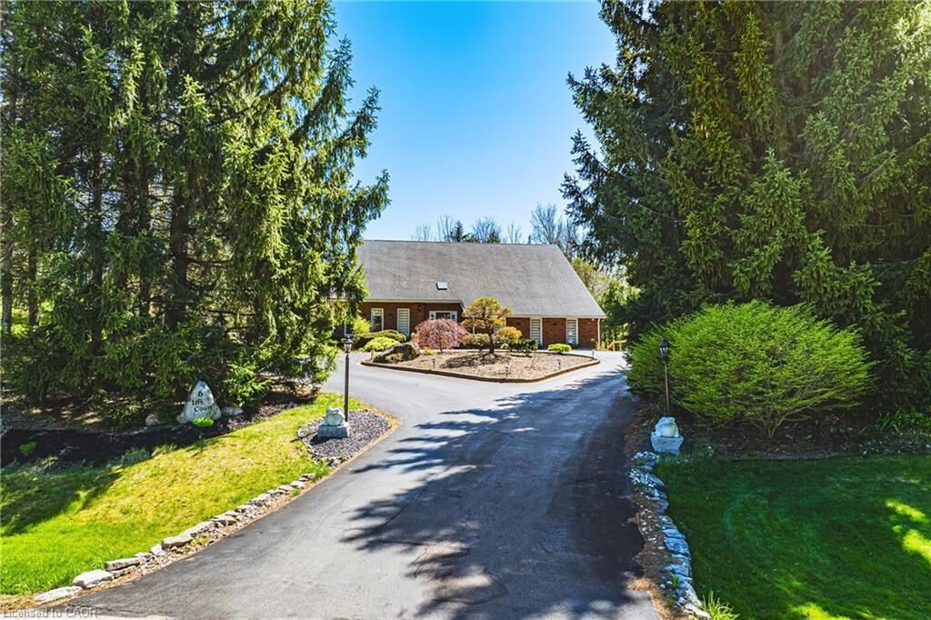 Property Photo:  6 Iris Court  ON L0R 1H3 