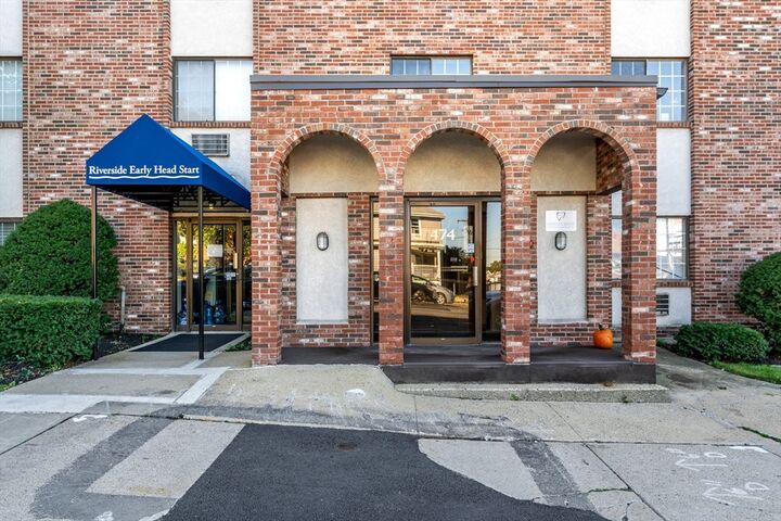 Property Photo:  474 Broadway 26  MA 02145 