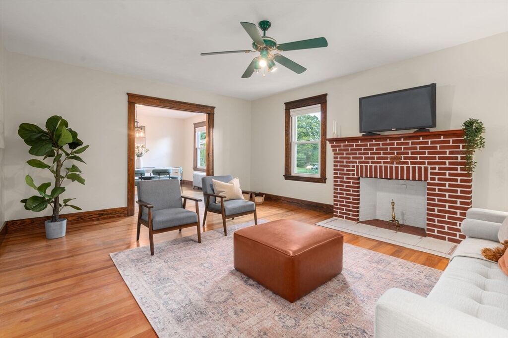 Property Photo:  211 June St 2  MA 01602 