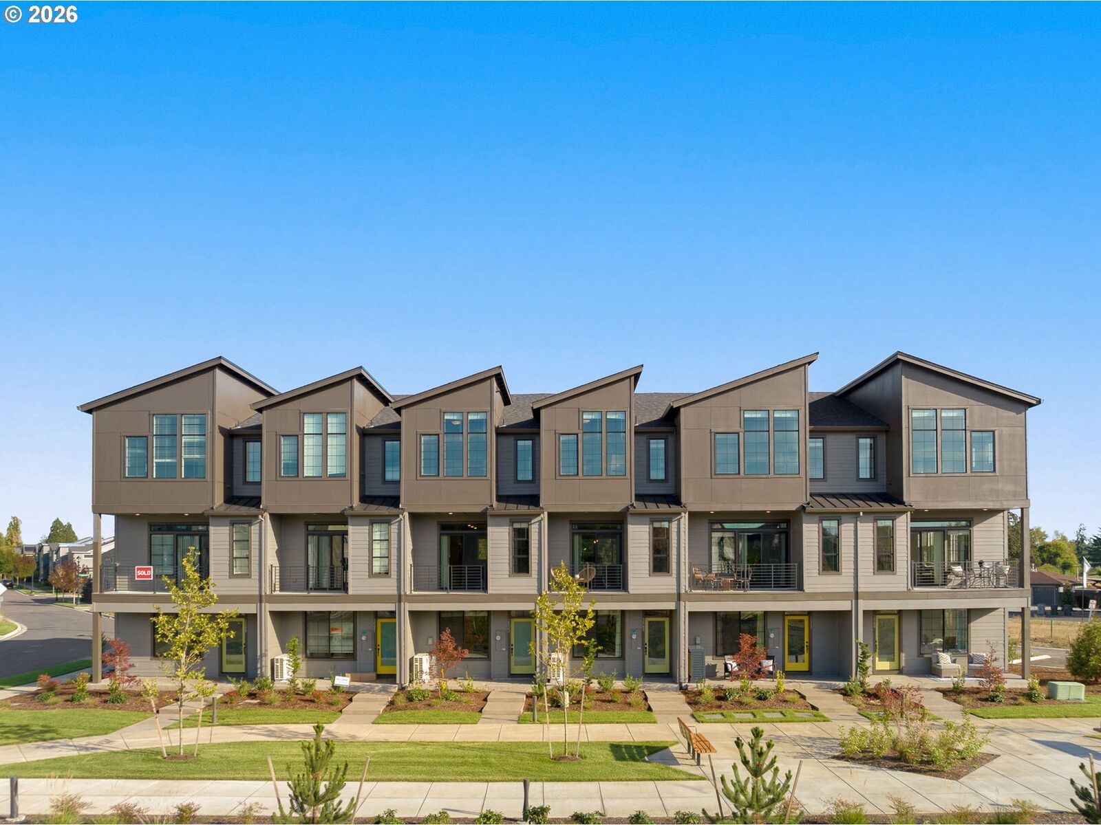 Property Photo: 3429 SE Everwood Ln OR 97123