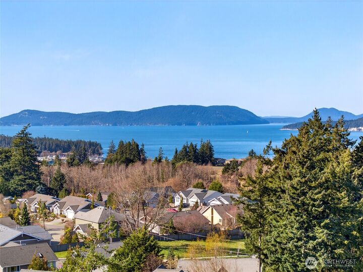 Property Photo: 2307 Antone Way WA 98221