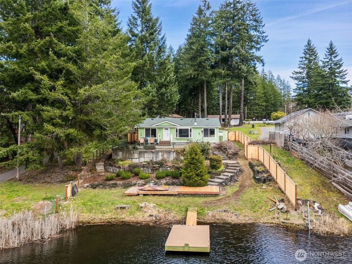 Property Photo:  470 SE Crescent Drive  WA 98584 