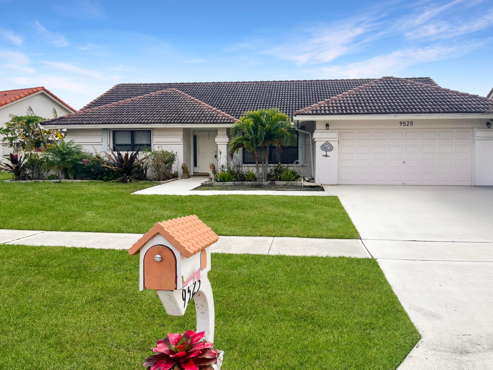 Property Photo: 9525 El Clair Ranch Road FL 33437