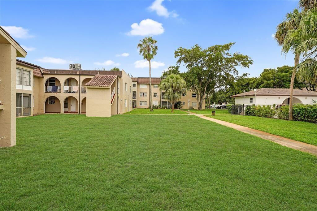Property Photo:  2710 Riverside Drive 106-A  FL 33065 