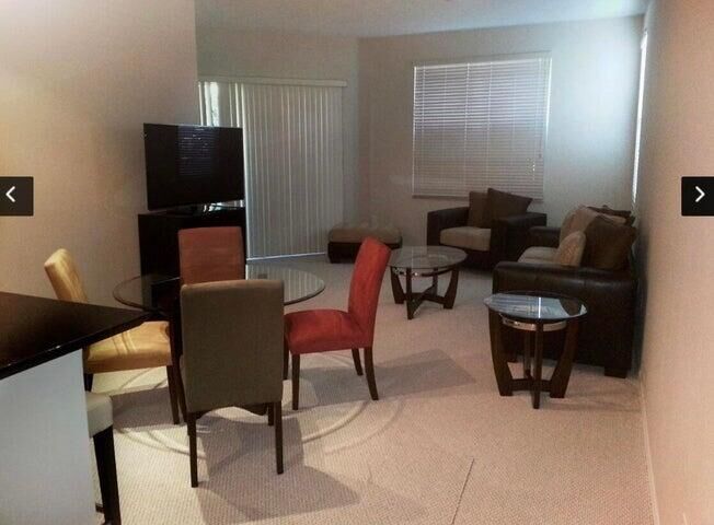 Property Photo: 804 E Windward Way 119 FL 33462