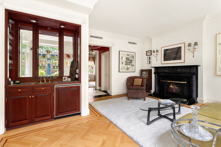 Property Photo:  69 Bedford Street  NY 10014 