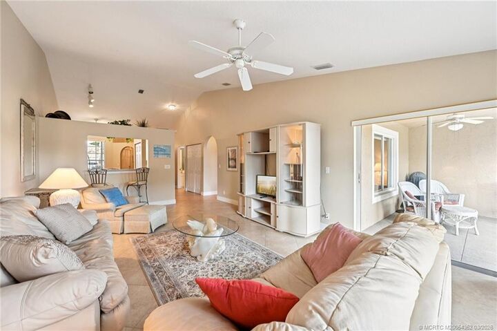 Property Photo:  681 NW Broken Oak Trail  FL 34957 