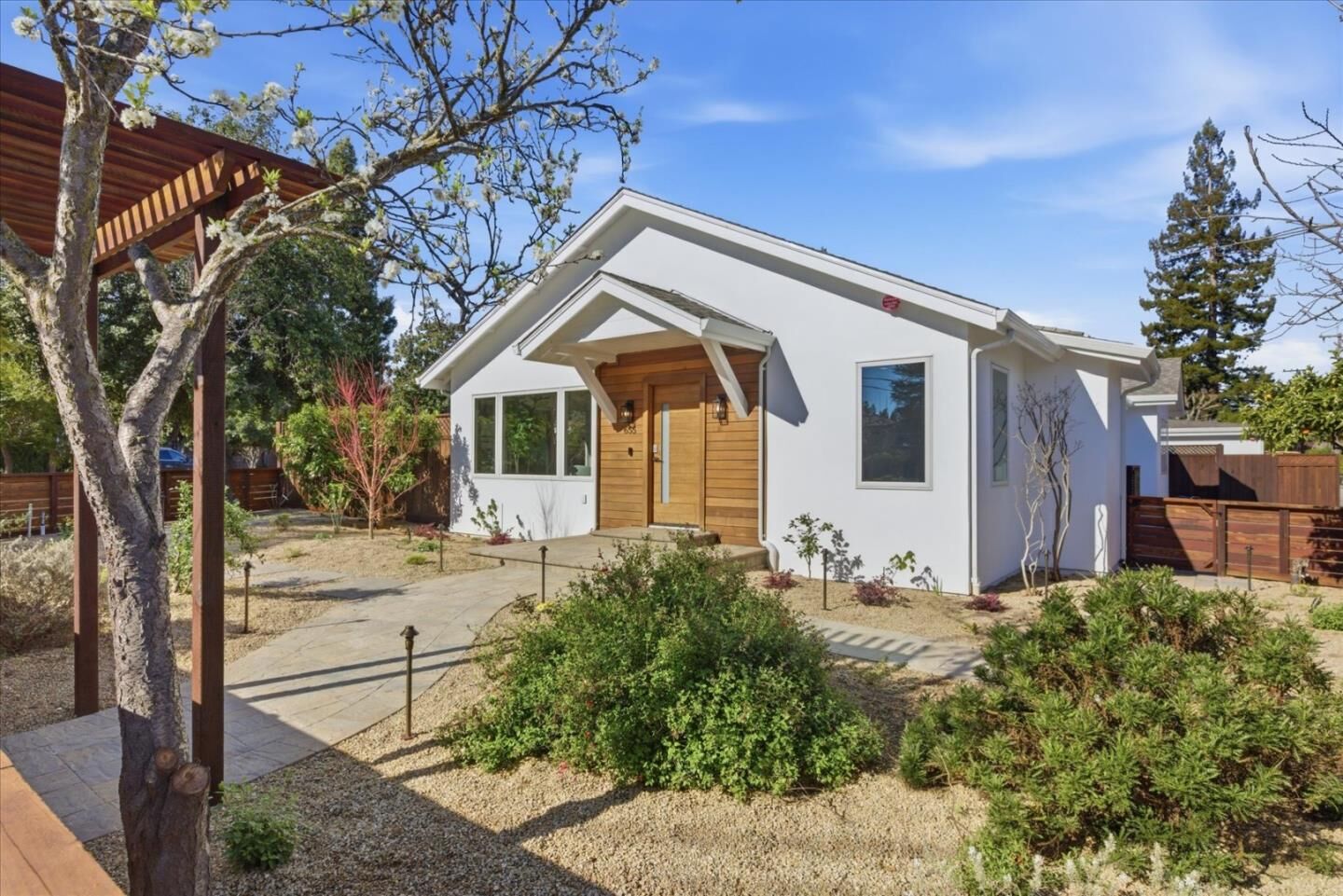 Property Photo: 655 Washington Street CA 94022